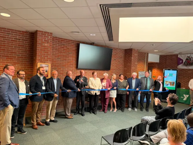 YMCA, JCC host ribbon cutting ceremony for on-campus merged facility